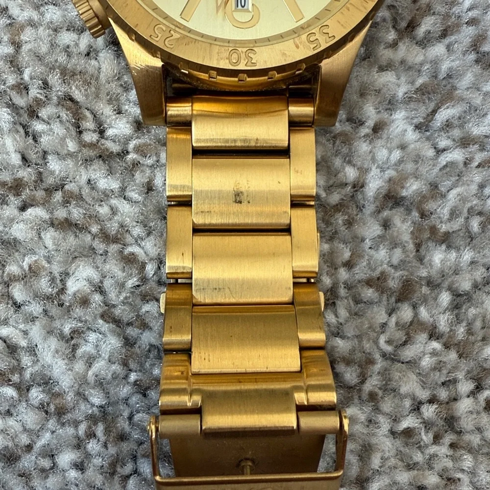 Nixon Mens Gold Watch 48-20 Chrono Stainless Steel Used